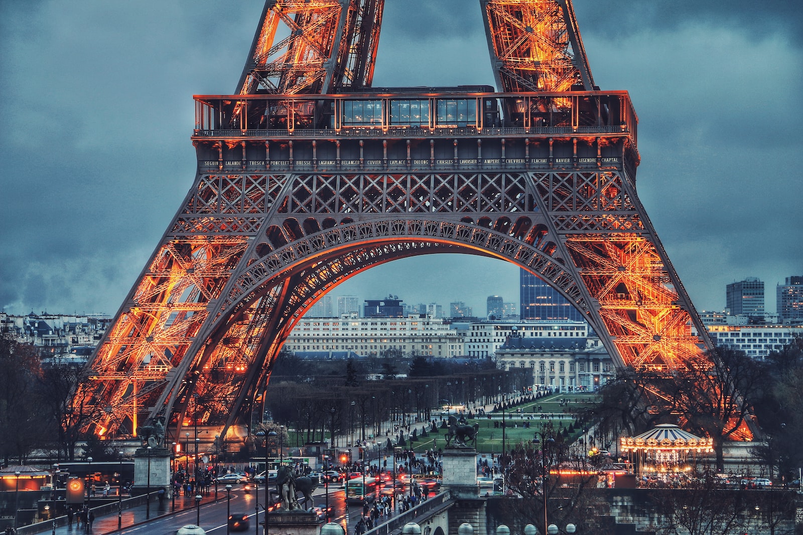 11 octobre 2021 – Avant-première du film Eiffel